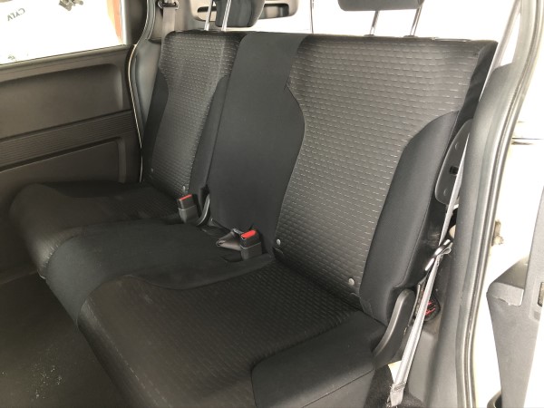 新型ハイラックスはファミリーには無理 独占インタビュー 銭屋工芸社